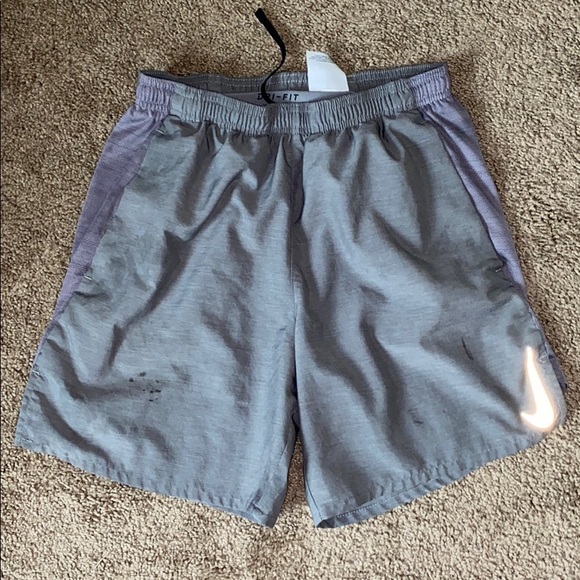 nike shorts grey men